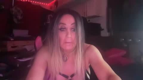 Snapshot of sexybitch_jaylents chatting on October 15, 8:14 am Jaylen Starr online show from October 15, 8:14 am