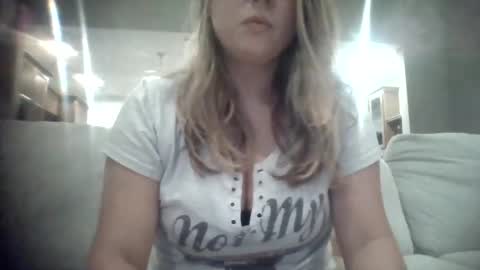 Snapshot of sexybritbrit chatting on September 14, 2:11 am SEXYBRITBRIT online show from September 14, 2:11 am
