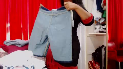 sexybustyboobs online show from March 12, 7:13 am