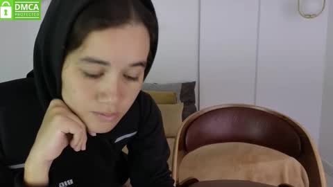 chanell and yina online show from March 2, 1:18 pm