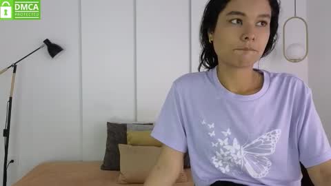 chanell and yina online show from March 22, 1:25 pm