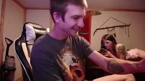 Snapshot of sexycoloradolovers chatting on November 23, 4:01 am Austin and Megan online show from November 23, 4:01 am