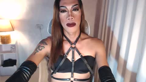 Devine online show from December 21, 1:13 am