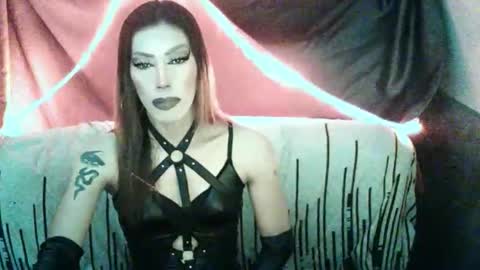 Devine online show from April 21, 1:42 am