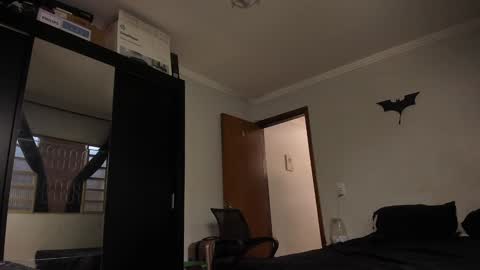 chris online show from December 10, 5:00 pm