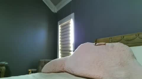 LisaisLuscious online show from March 29, 2:17 pm