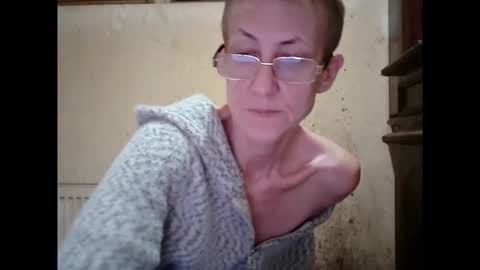 sexygeny4652 online show from November 18, 5:39 pm