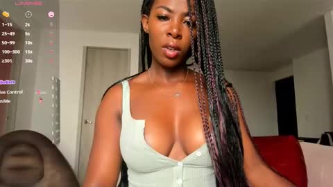 Snapshot of sexyhotblack21 chatting on September 18, 1:35 pm hotebony online show from September 18, 1:35 pm