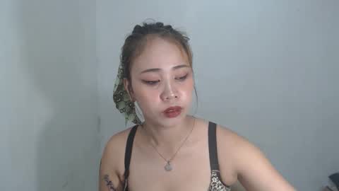 Snapshot of sexyhotbojean chatting on January 29, 7:43 pm jeanken and jelian online show from January 29, 7:43 pm