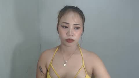 Snapshot of sexyhotbojean chatting on January 30, 2:38 am jeanken and jelian online show from January 30, 2:38 am