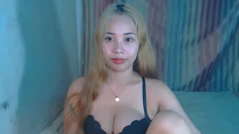 Snapshot of sexyhotbojean chatting on September 23, 6:55 pm jeanken and jelian online show from September 23, 6:55 pm