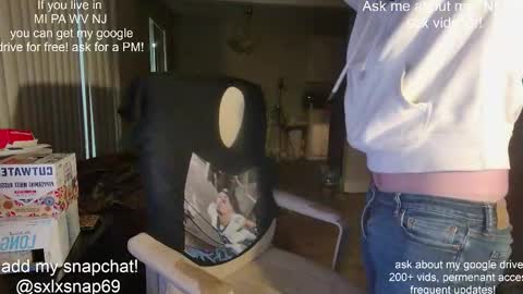 Snapshot of sexylax69 chatting on November 29, 1:41 am sexylax69 online show from November 29, 1:41 am