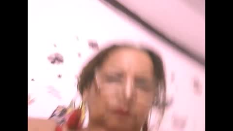 Snapshot of sexylilith421 chatting on September 19, 1:40 am Sexy Lilith online show from September 19, 1:40 am