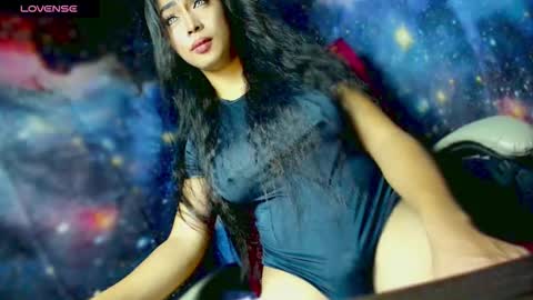 Snapshot of sexylongcockbunny chatting on November 21, 10:41 pm April online show from November 21, 10:41 pm