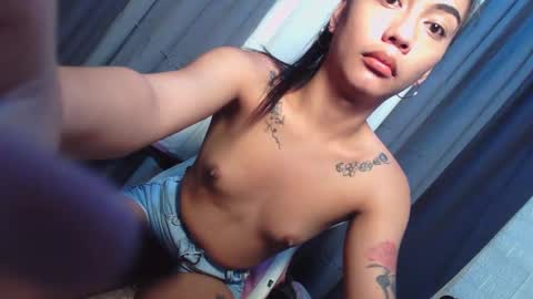 Snapshot of sexylovesappira chatting on December 28, 3:59 pm maxine online show from December 28, 3:59 pm