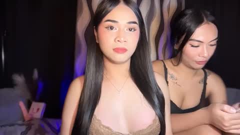 Snapshot of sexylovesappira chatting on October 14, 9:59 pm maxine online show from October 14, 9:59 pm