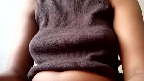 Snapshot of sexymaya8642 chatting on September 18, 1:18 am sexymaya8642 online show from September 18, 1:18 am