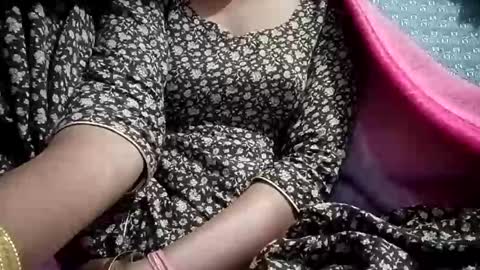 Snapshot of sexymaya8642 chatting on November 29, 12:35 am sexymaya8642 online show from November 29, 12:35 am