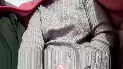 Snapshot of sexymaya8642 chatting on December 3, 2:08 am sexymaya8642 online show from December 3, 2:08 am