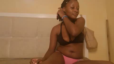 Miss mia online show from September 21, 7:15 pm