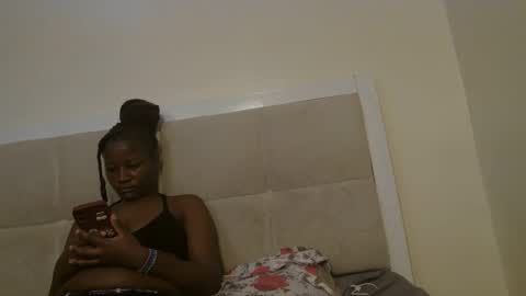 Miss mia online show from October 11, 5:39 am