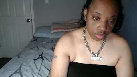 Snapshot of sexymona1218 chatting on November 10, 10:36 am SexyMona online show from November 10, 10:36 am