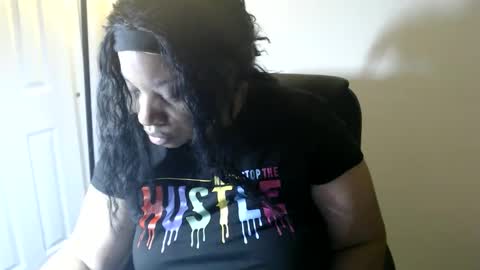 SexyMona online show from April 18, 8:07 am