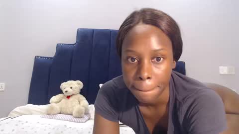 Snapshot of sexymonalisa1 chatting on January 19, 4:04 pm sexymonalisa1 online show from January 19, 4:04 pm