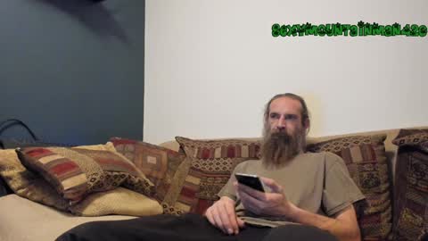 Sexymountainman420 online show from December 15, 1:24 am