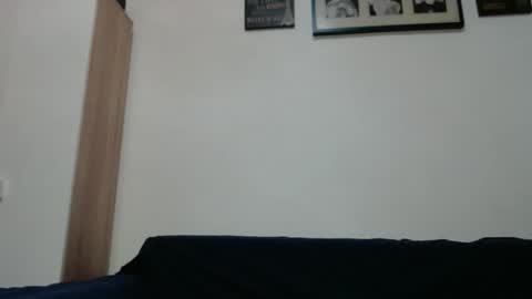 Snapshot of sexymuscle26 chatting on November 9, 8:45 am Adrian online show from November 9, 8:45 am