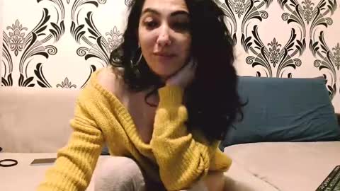 Snapshot of sexynaughtykitty chatting on January 8, 8:18 pm Myra online show from January 8, 8:18 pm