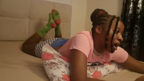 nina online show from October 12, 8:30 pm