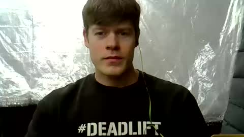 Snapshot of sexypornhot chatting on December 9, 6:34 am Erikson online show from December 9, 6:34 am