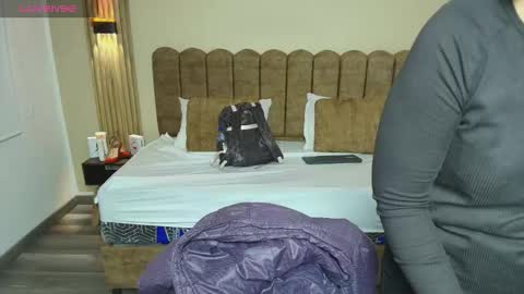 R A C H E L online show from October 10, 11:53 am