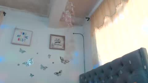 Snapshot of sexysafiravenus chatting on January 28, 5:03 pm Venus Independent Model online show from January 28, 5:03 pm