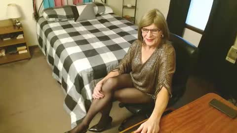 sexysindey79 online show from December 26, 9:04 pm
