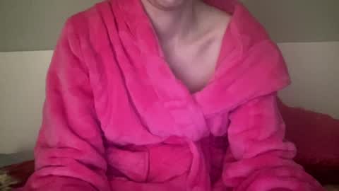 Snapshot of sexyskylar2016 chatting on January 5, 3:22 am Sexy Skylar online show from January 5, 3:22 am