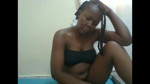 PAULINE online show from November 1, 6:37 am