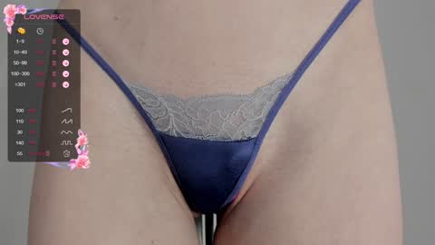 Estee online show from February 11, 7:08 pm