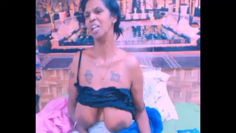 Snapshot of sexyva4u2luv chatting on October 2, 3:30 pm sexyva4u2luv online show from October 2, 3:30 pm