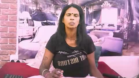 Snapshot of sexyva4u2luv chatting on November 23, 7:02 pm sexyva4u2luv online show from November 23, 7:02 pm