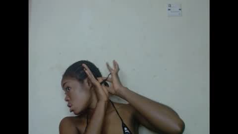 sexyxmilfx online show from September 15, 9:09 am