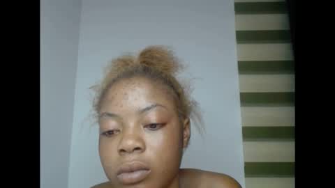 Snapshot of sexyxpeach chatting on November 3, 7:15 pm sexyxpeach online show from November 3, 7:15 pm