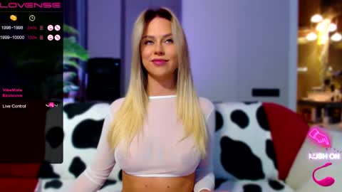 sexyyevelyn online show from April 20, 7:48 pm