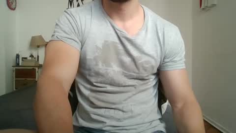 Snapshot of sexyyphilip chatting on November 2, 5:59 pm sexyyphilip online show from November 2, 5:59 pm