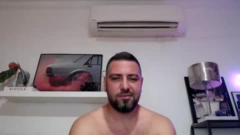 Snapshot of sexyyturkk chatting on December 6, 3:52 am Arda online show from December 6, 3:52 am