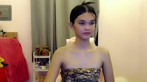 Zendaya online show from April 7, 3:12 pm