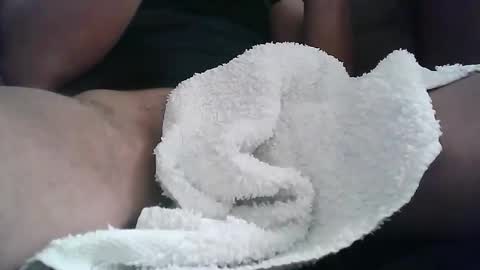 Snapshot of sexzob_81 chatting on October 22, 6:18 pm sexzob_81 online show from October 22, 6:18 pm