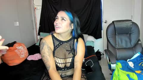 Snapshot of sgmr chatting on December 21, 3:09 pm MiaSergio online show from December 21, 3:09 pm