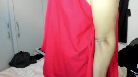 Snapshot of sgmr chatting on January 28, 2:42 pm MiaSergio online show from January 28, 2:42 pm